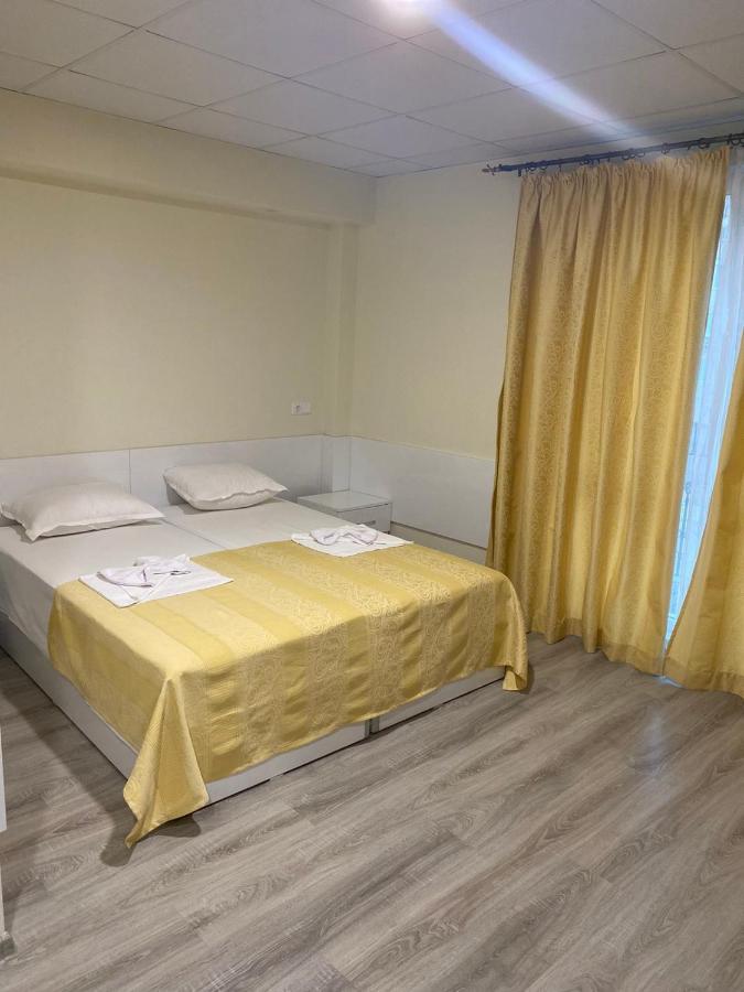 Auberge de jeunesse Комплекс Окей à Choumen Extérieur photo