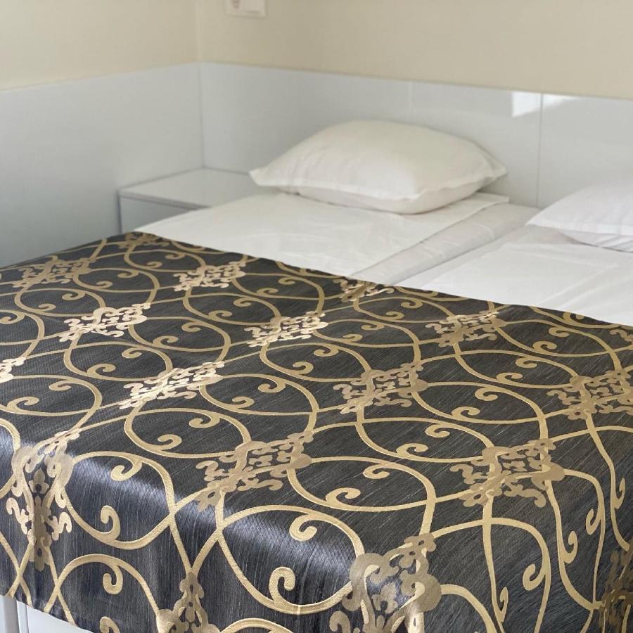 Auberge de jeunesse Комплекс Окей à Choumen Extérieur photo