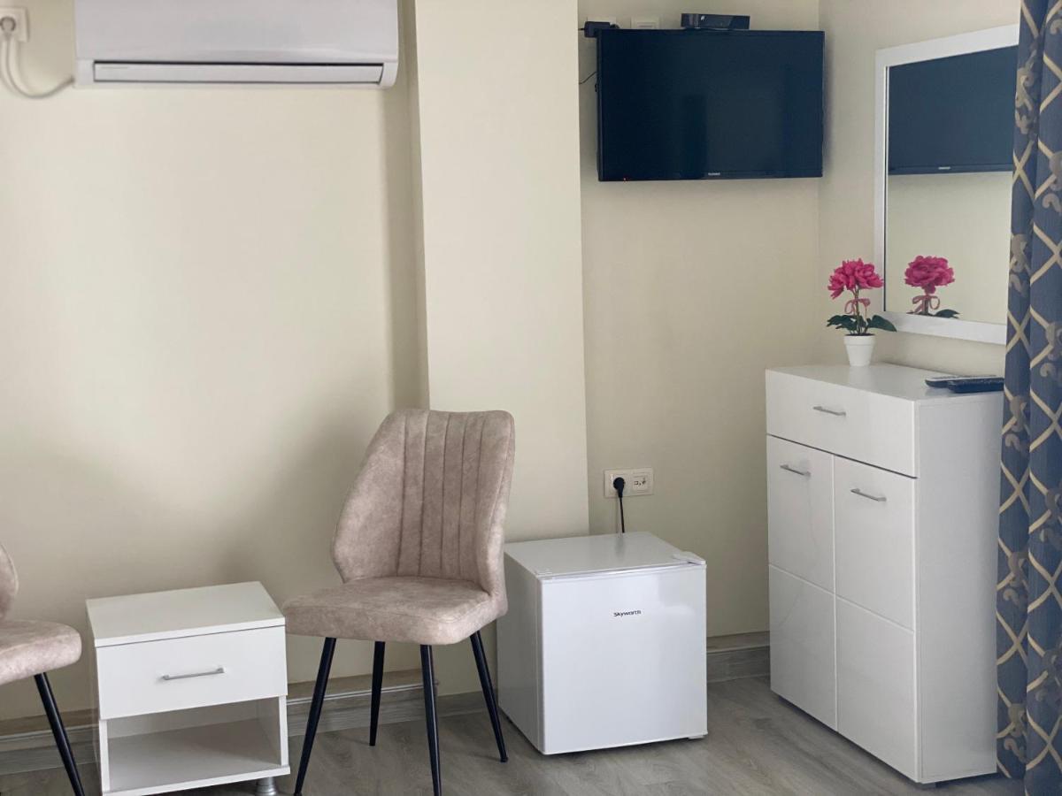 Auberge de jeunesse Комплекс Окей à Choumen Extérieur photo